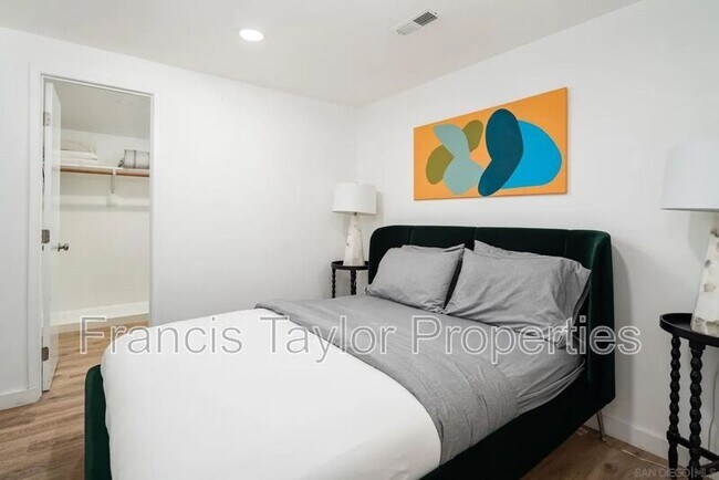 Foto del edificio - 2210 Buena Creek Rd