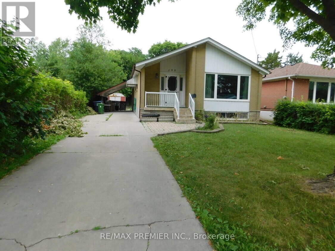 Primary Photo - 190 Taysham Crescent