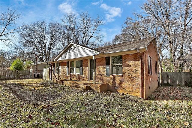 Building Photo - 1313 Hartis Ln