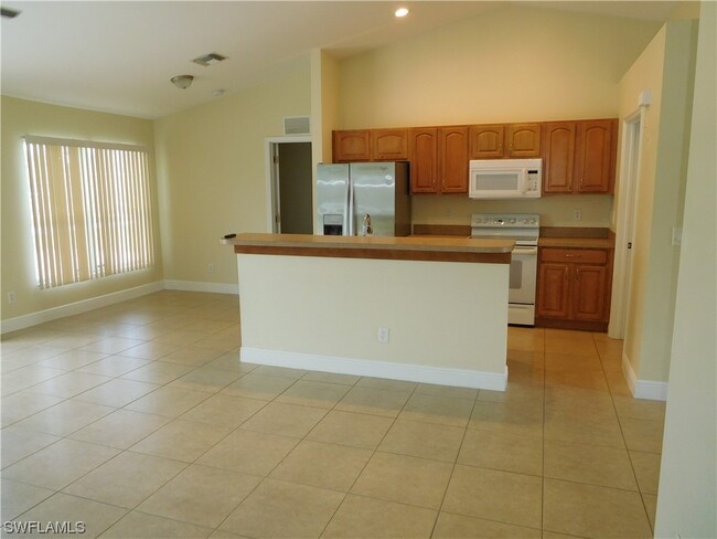 1828 SW 36th Terrace, Cape Coral, FL 33914 - House Rental in Cape Coral ...