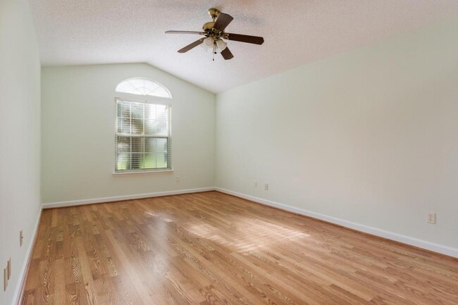 Building Photo - 2058 FOREST GATE DRIVE