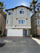 Building Photo - 503 S Maria Ave