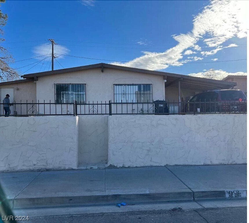 Foto principal - 127 Maple St