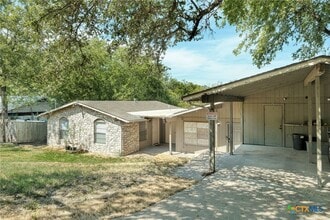 Building Photo - 11410 Pollyanna Ave