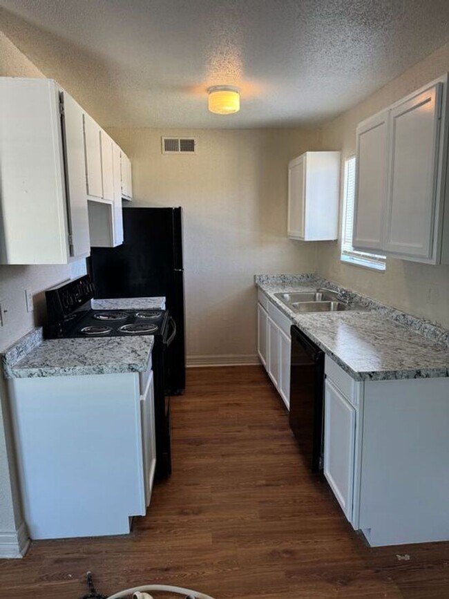 Foto del edificio - 4200 Boyett St