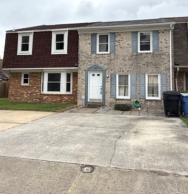 Building Photo - 691 Biltmore Dr