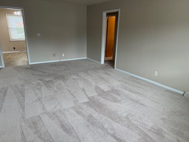 Living Room .1 - 1118 E Washington St