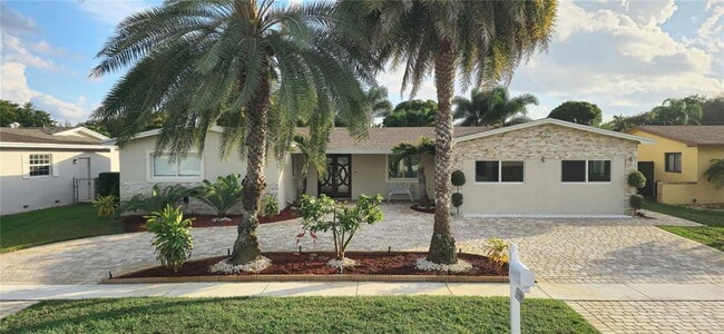 Foto del edificio - 11700 NW 15th Ct