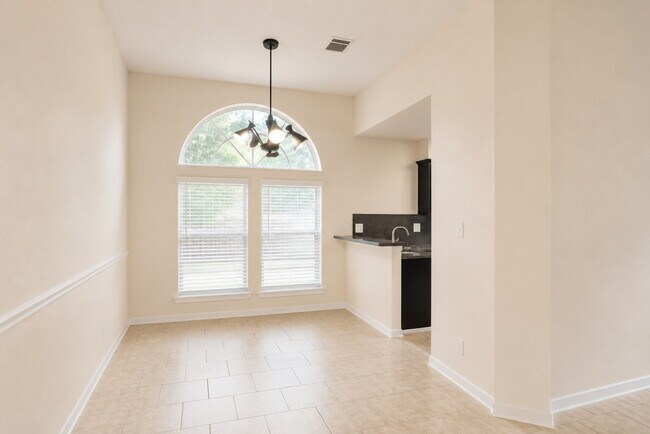 Building Photo - "Charming 4-Bed Retreat with 2 Baths in Mesquite – Spacious 1,739 Sq Ft Home!"
