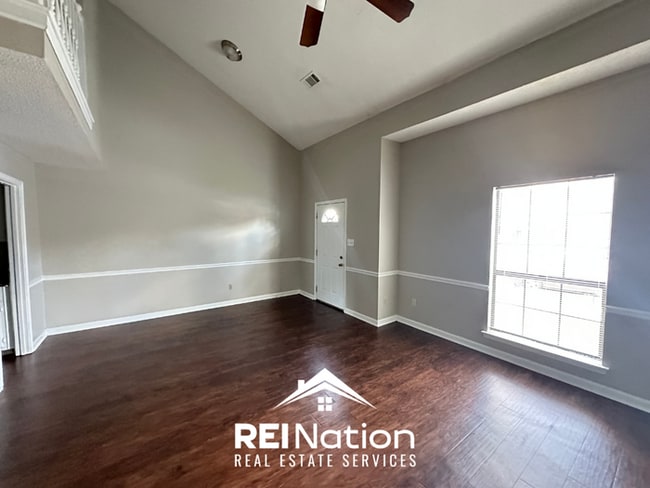 Photo - STANDOUT MEMPHIS RENTAL! 3BR/2BA | High Ceilings & Brick Fireplace | Fenced Yard! House