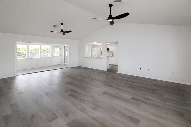 Foto del edificio - Gulf View Estates Annual Rental