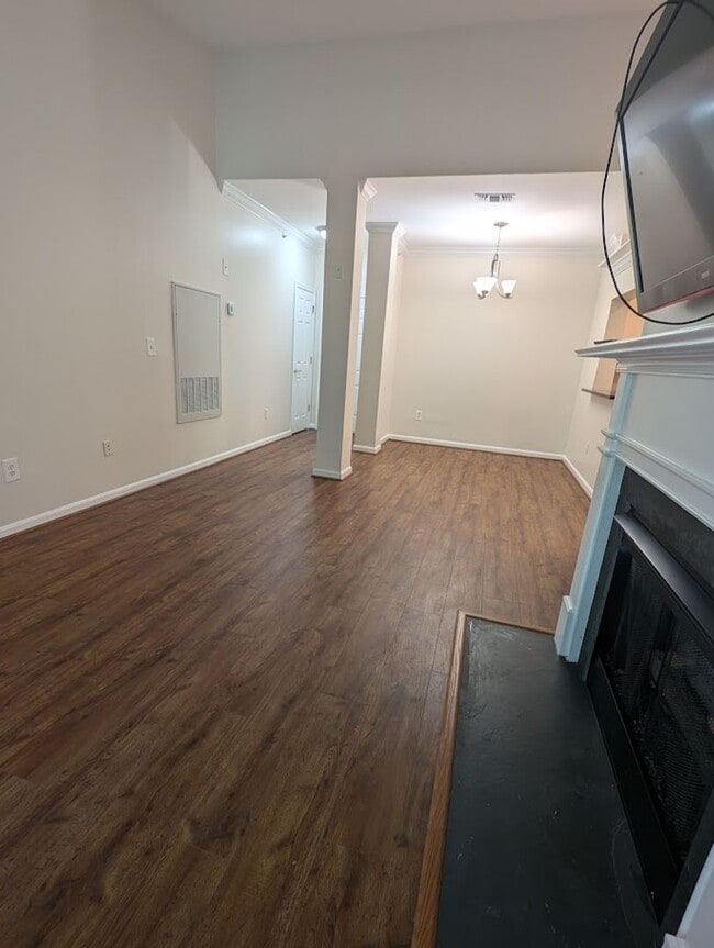 Foto del edificio - Palazzo at Park Center Top floor 2 bedroom...
