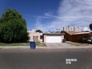 Building Photo - 2477 S 17th Ave