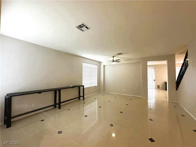 Foto del edificio - 2566 Golden Bay Ct