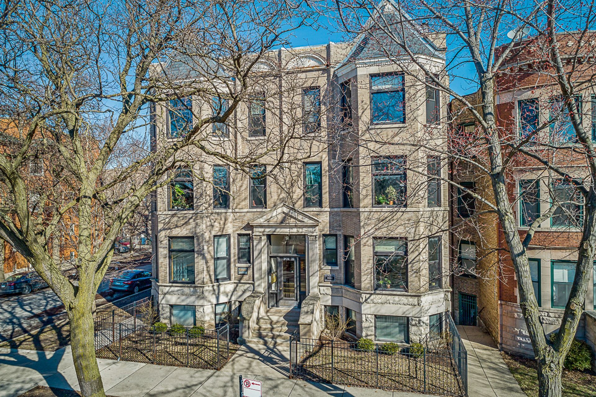 2922 W Logan Blvd Unit 2W, Chicago, IL 60647 - Condo for Rent in ...