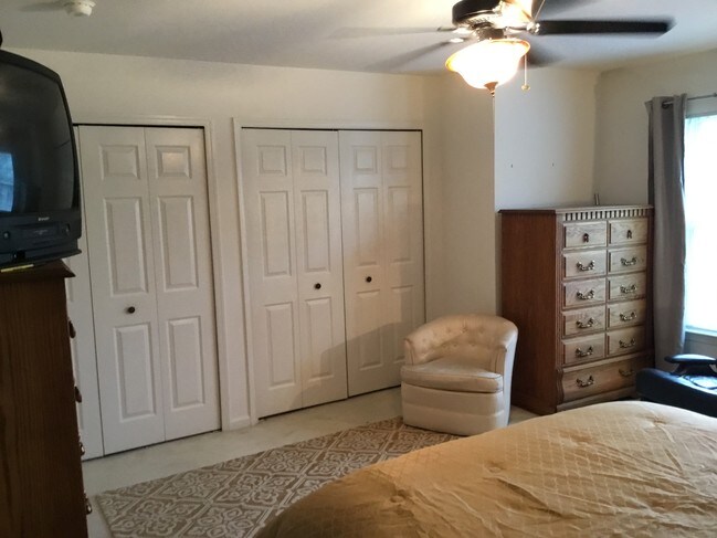 Building Photo - 6606 Castle Bar Ct