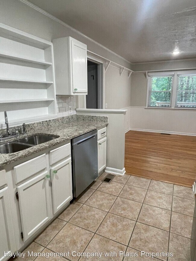 Foto del edificio - 4 br, 2.5 bath House - 215 Green St.