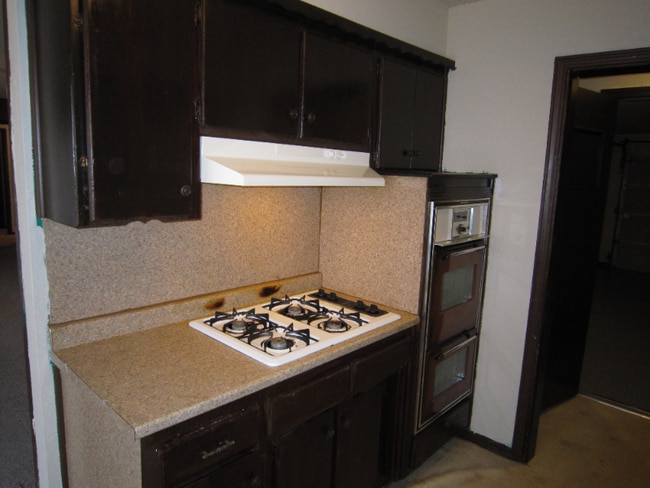 Building Photo - 4910 Fox Ct