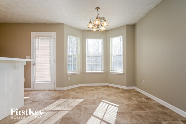Foto del edificio - 75 Hunters Ridge Dr