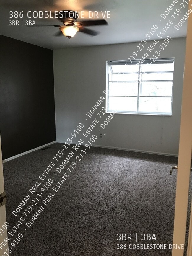 Building Photo - 386 Cobblestone Dr