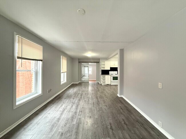 Photo du bâtiment - 171 East Avenue S