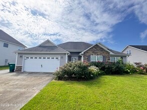 Building Photo - 510 Louvre Ln