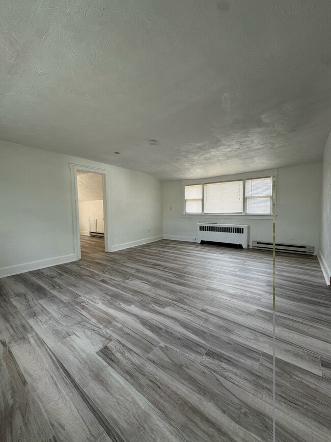 Foto del edificio - 1316 Maple Ave
