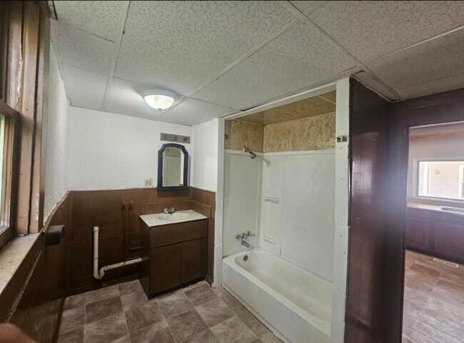 Building Photo - Owner Finance – NO Credit Check! 3 Bed Home – Move In Fast!