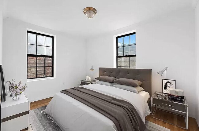 Building Photo - 246 West 150th Street