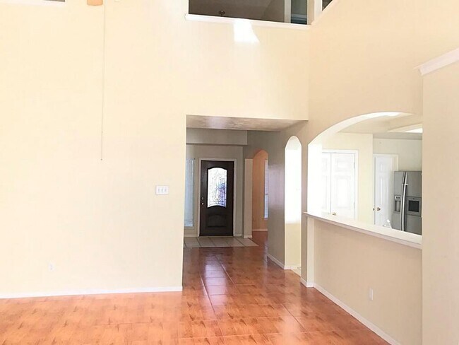 Foto del edificio - 8206 Cherryshire Ct