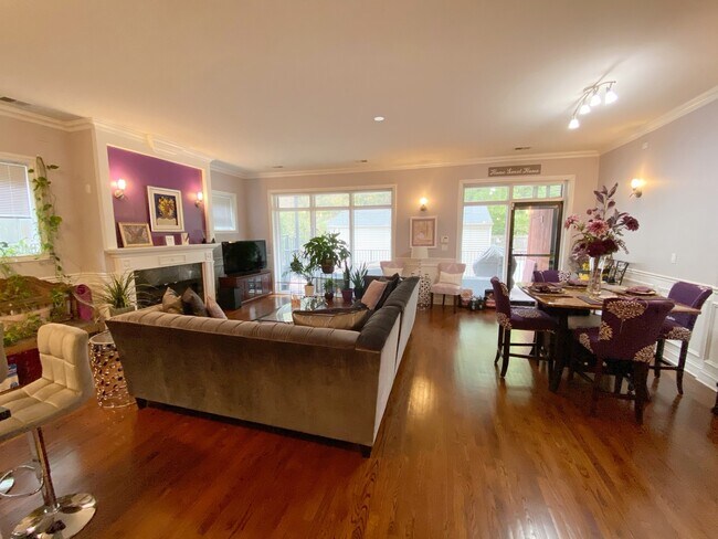 Foto del edificio - 4815 S Drexel Blvd