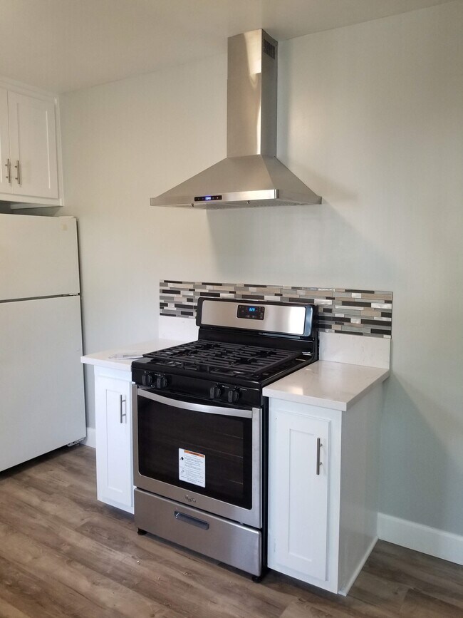 Building Photo - 25206 Loytan St