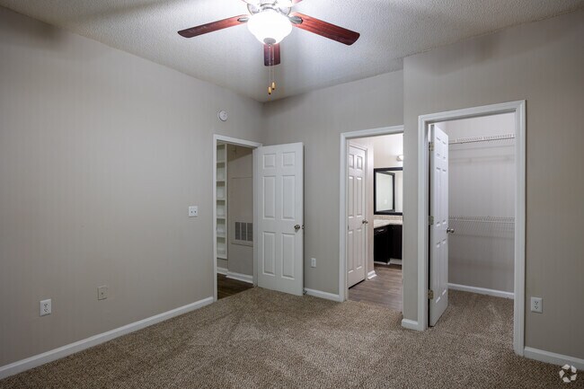 2BR - 2BA, 1154 Sqf - River Vista