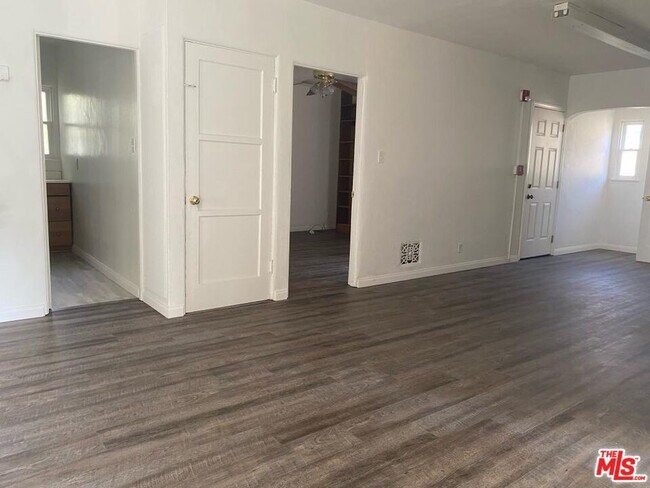 Building Photo - 3751 Hughes Ave