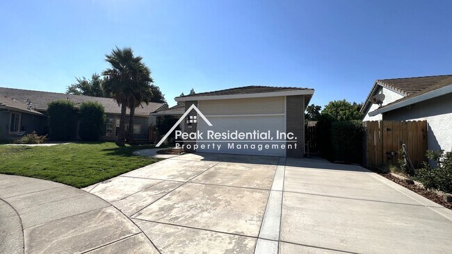 Foto del edificio - Wonderful 3bd/2ba Antelope Home with 2 Car...