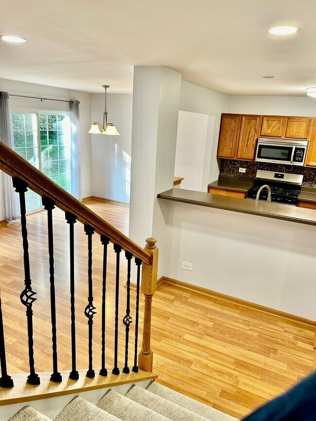 Foto del edificio - 2349 Stoughton Cir