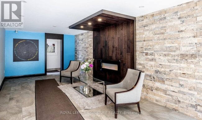 Building Photo - 51 Broadfield Dr