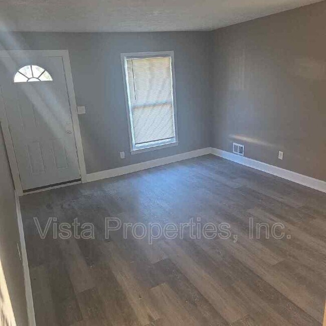 Building Photo - 1622 Haskin Ave
