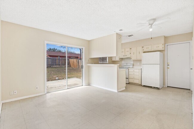 Building Photo - 4718 Casa Oro St