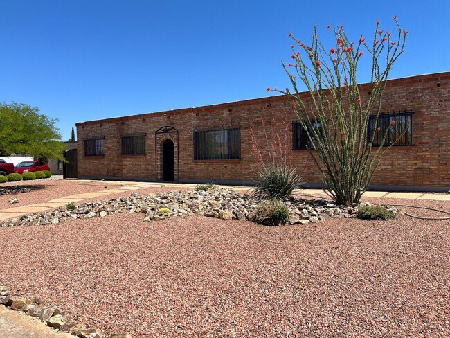 Foto del edificio - 1964 Sonoita Dr