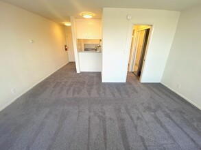 3633 Colegrove Apartments photo'