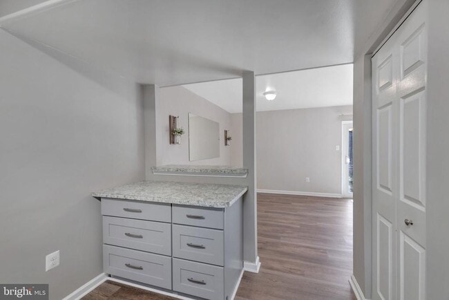 Building Photo - 281 Ternwing Dr