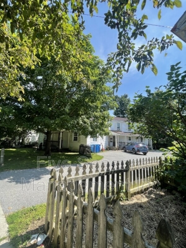 Photo - 85 Manhattan Dr Apartment