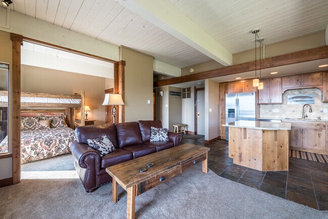 Building Photo - 2305 Storm Meadows Dr