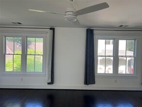 Building Photo - 1436 Heights Blvd