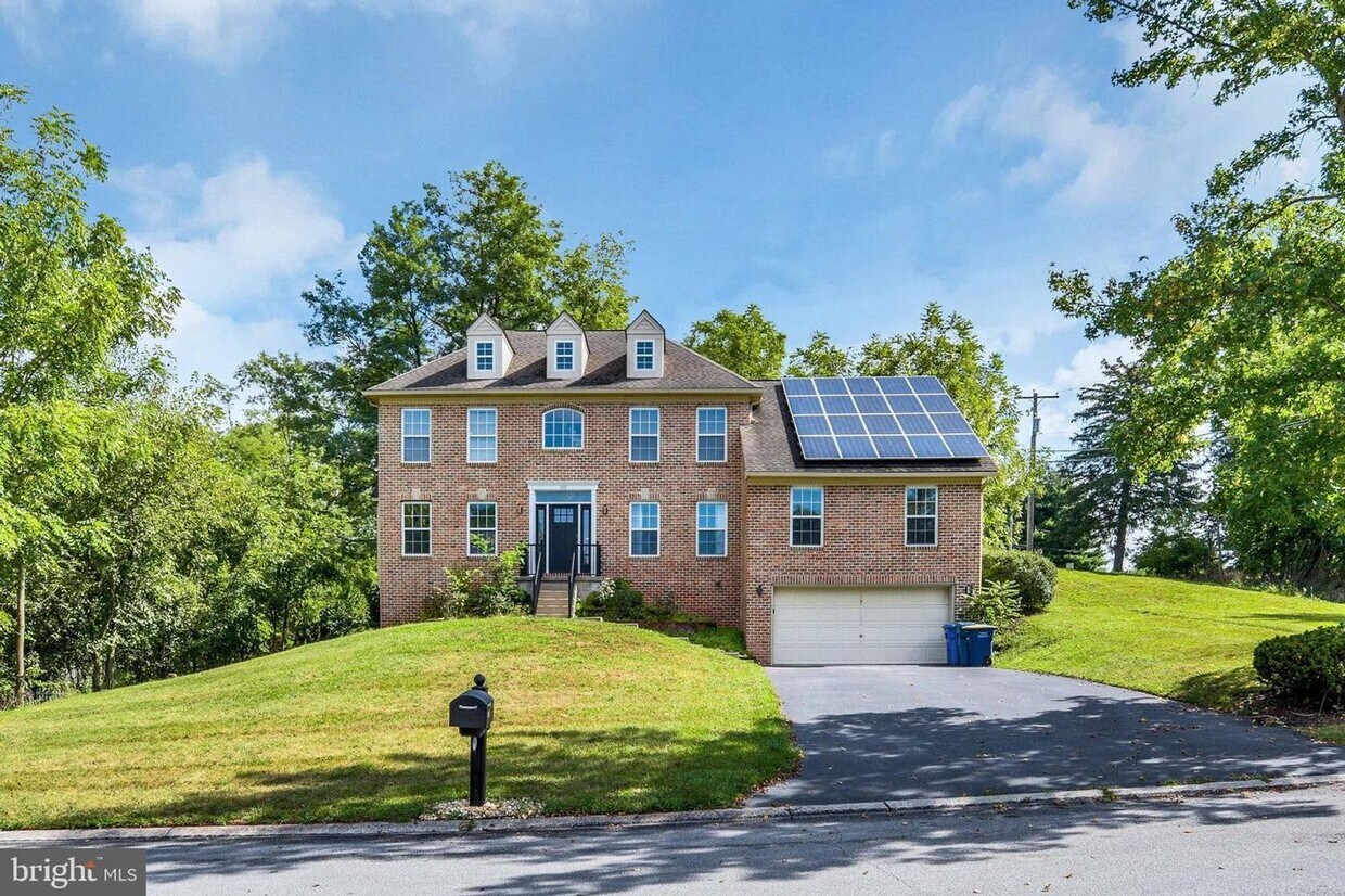 Primary Photo - Rent To Own! West Shore Schools!