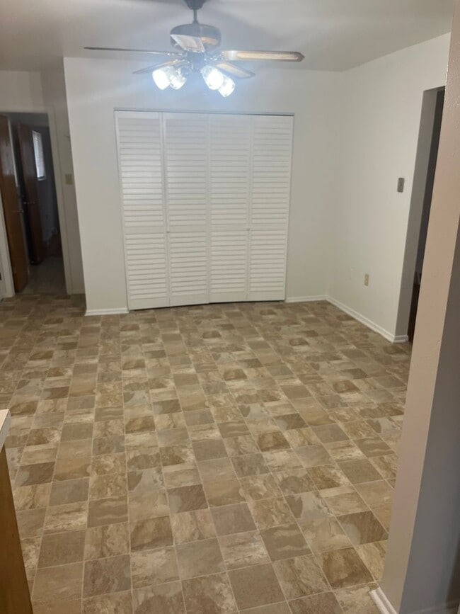 Building Photo - 3-Bedroom Home Near Middle & High School with Large Fenced Yard!