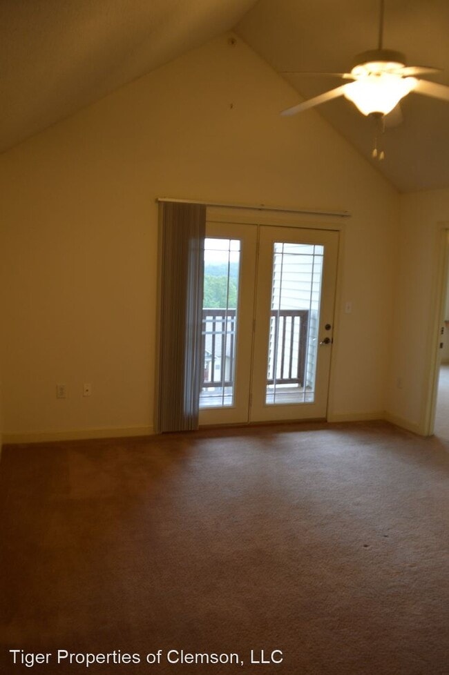 Building Photo - 3 br, 3 bath House - 833 Harts Cove Way