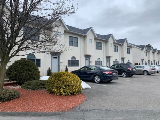 Apartment Complex - 19 Mruck St