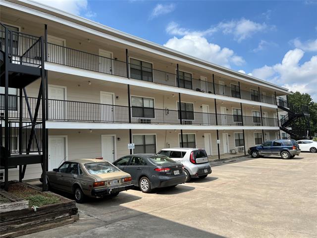 Foto del edificio - 701 W Sycamore St